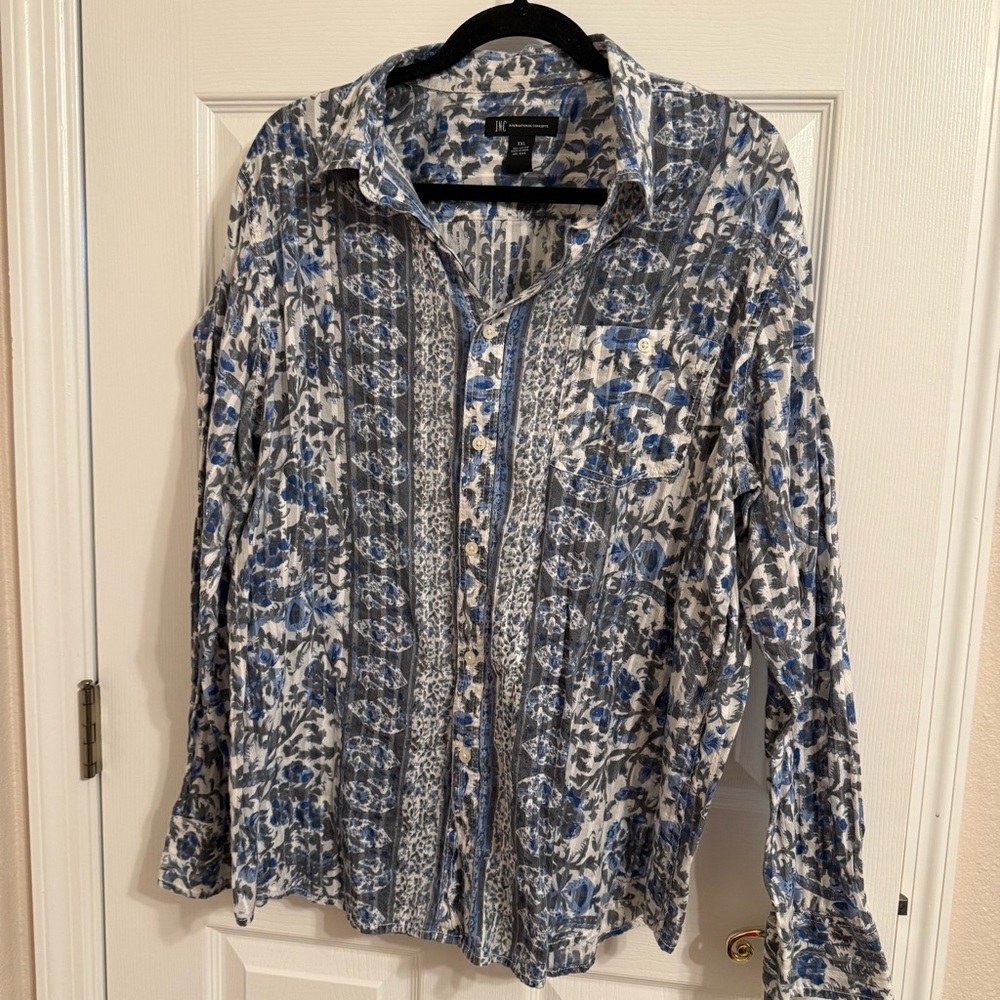 INC International Concepts Blue and White Casual Button Down Shirt